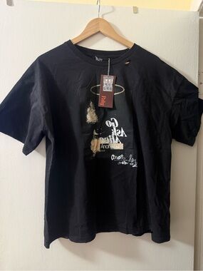 PALACE Black Short Sleeve Tee with Gold and White Graphic Accents